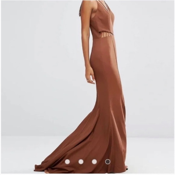 Jarlo V Neck Mermaid Formal Gown with Train Size 8 Tall - Picture 1 of 12